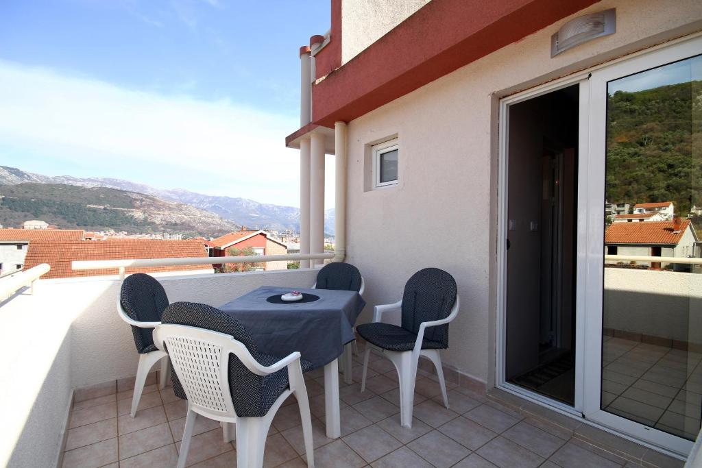 Apartments Vila Galileo Budva Room photo