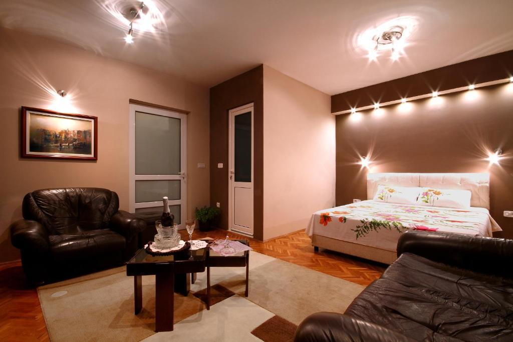 Apartments Vila Galileo Budva Room photo